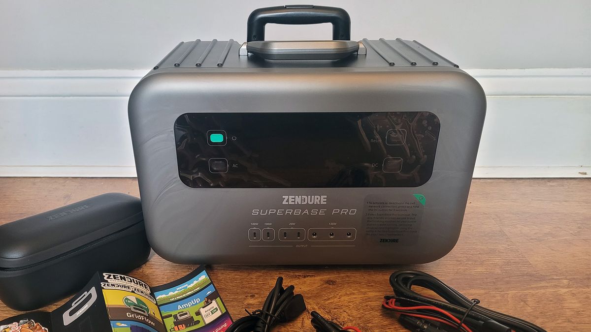 Photo of the Zendure SuperBase Pro 2000W