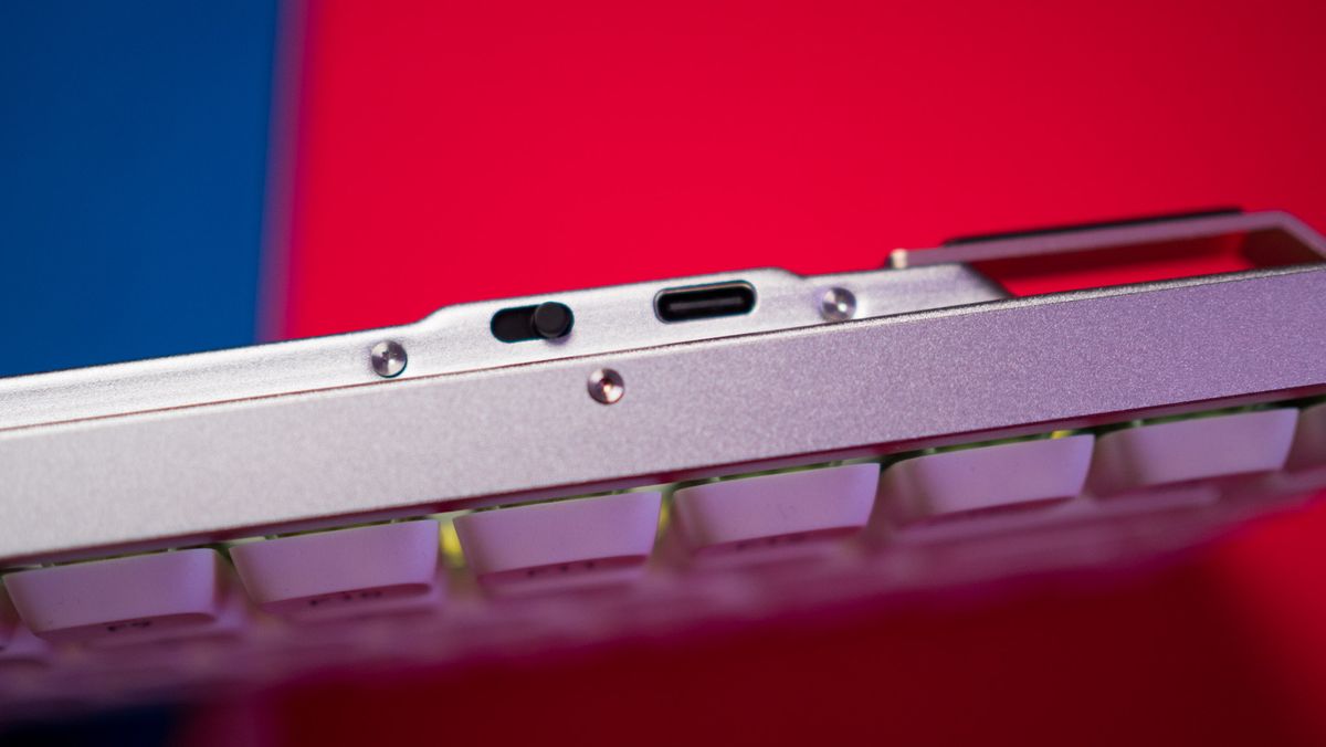 Bottom view of Lofree Flow keyboard with USB-C port highlighted