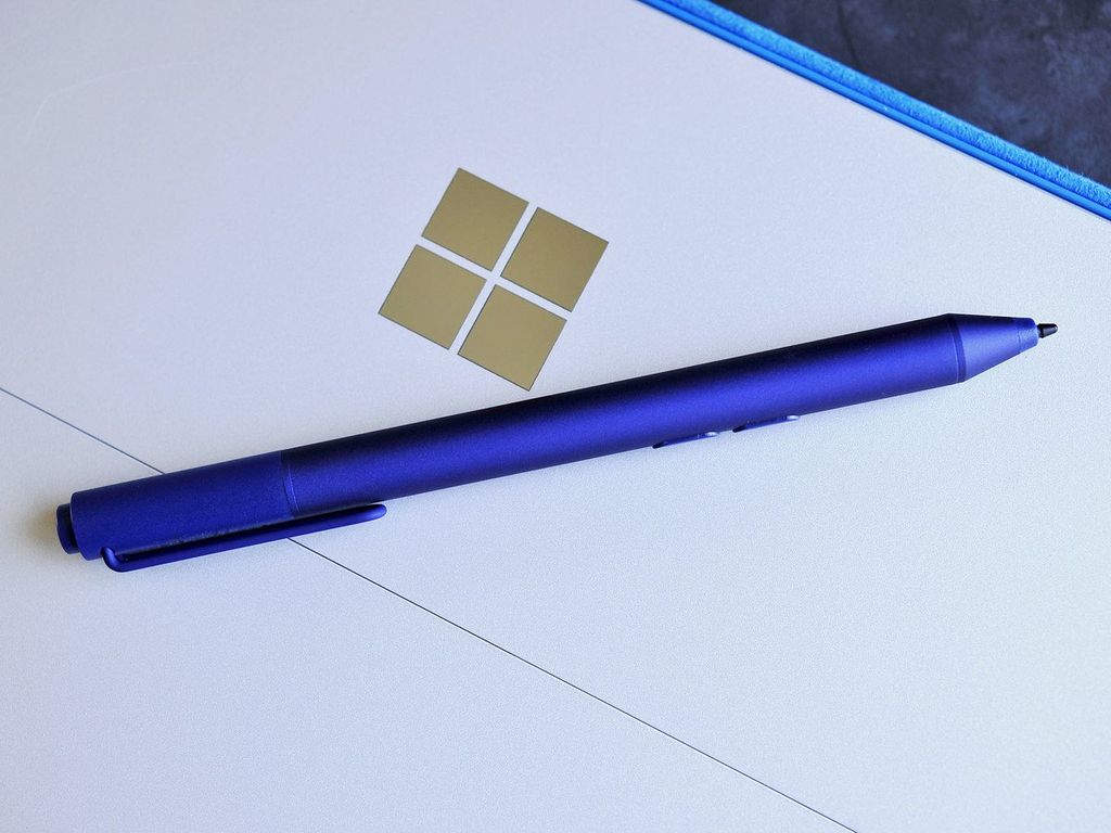 What's the best way to use the Surface Pen on the Surface Laptop