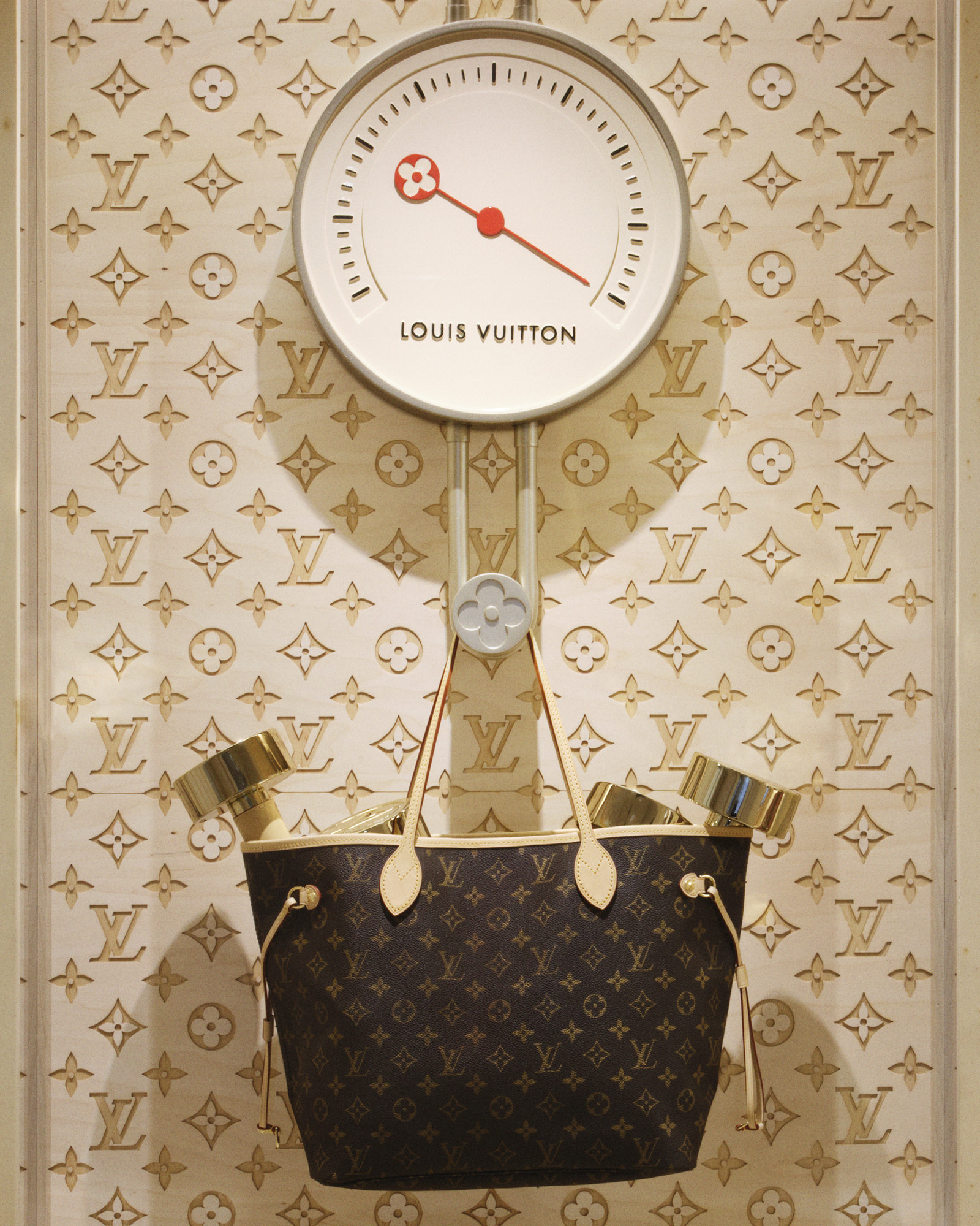 Louis Vuitton london hotel pop-up neverfull bag with weights