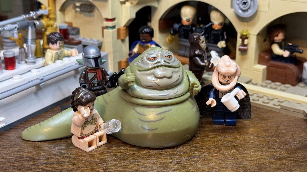 Lego Star Wars figures captured using an iPhone 15 Pro Max camera.