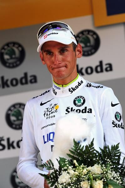 Roman Kreuziger (Liquigas) remains in the maillot blanc for best young rider.