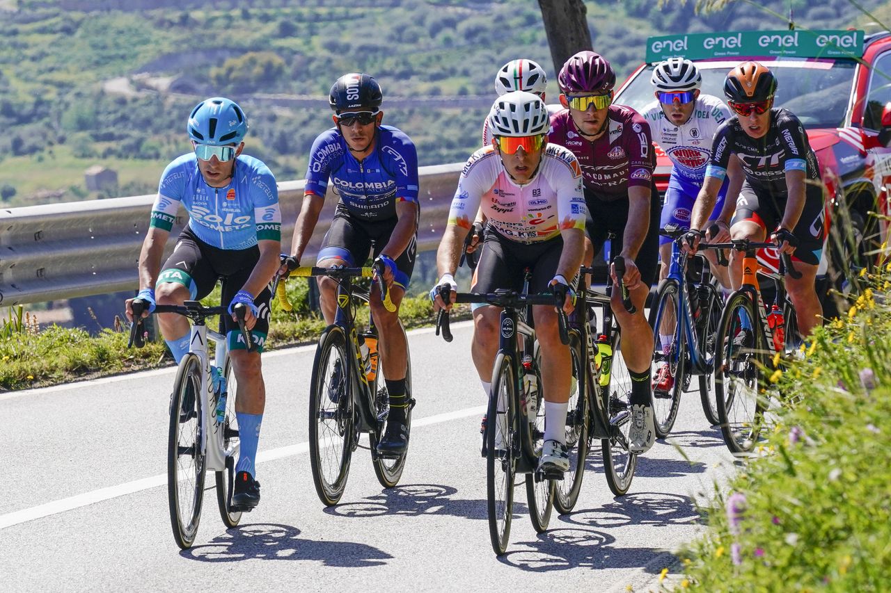 The break of the day during stage 1 of the Giro di Sicilia