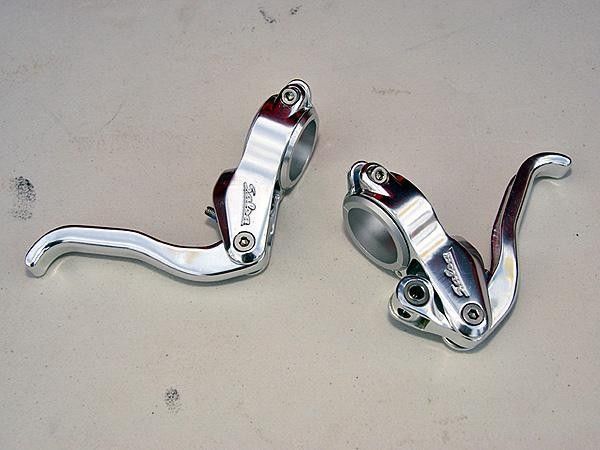 Salsa showed off a new set of top-mount brake levers called the Halter Tops. They're a bit heavier than others but also look to be far more solidly built.