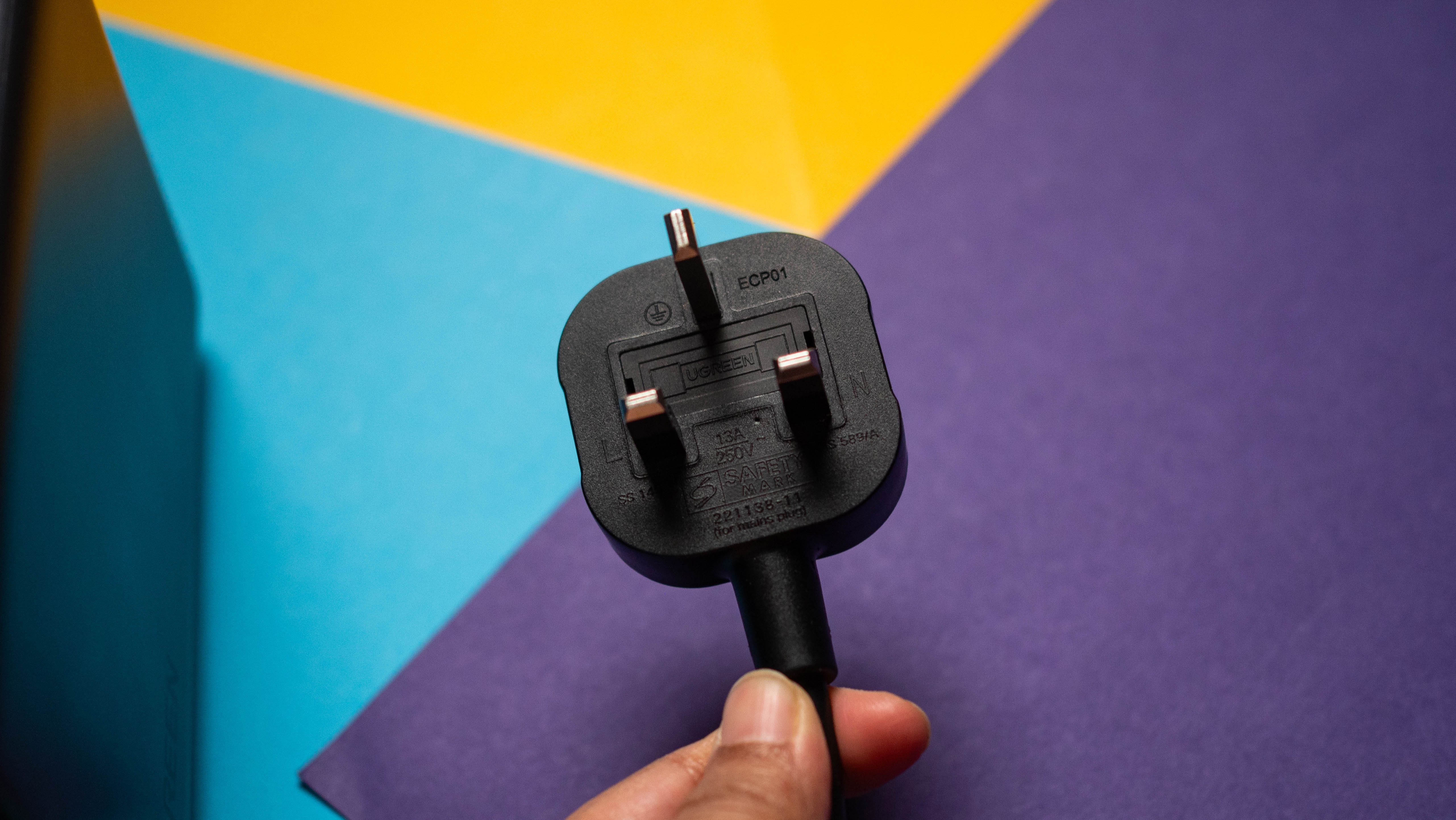 UGREEN Nexode 500W Charging Station review