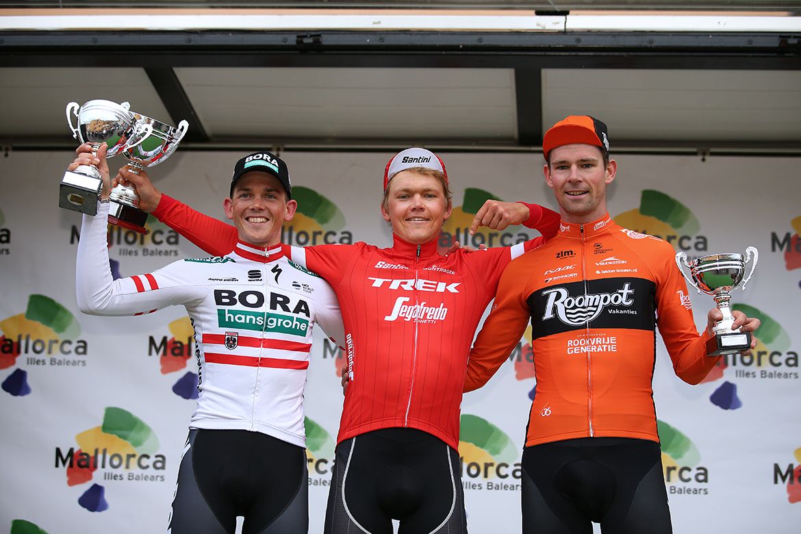 Gregor M&uuml;hlberger (Bora-hansgrohe), Toms Skujins (Trek-Segafredo) and Elmar Reinders (Roompot)