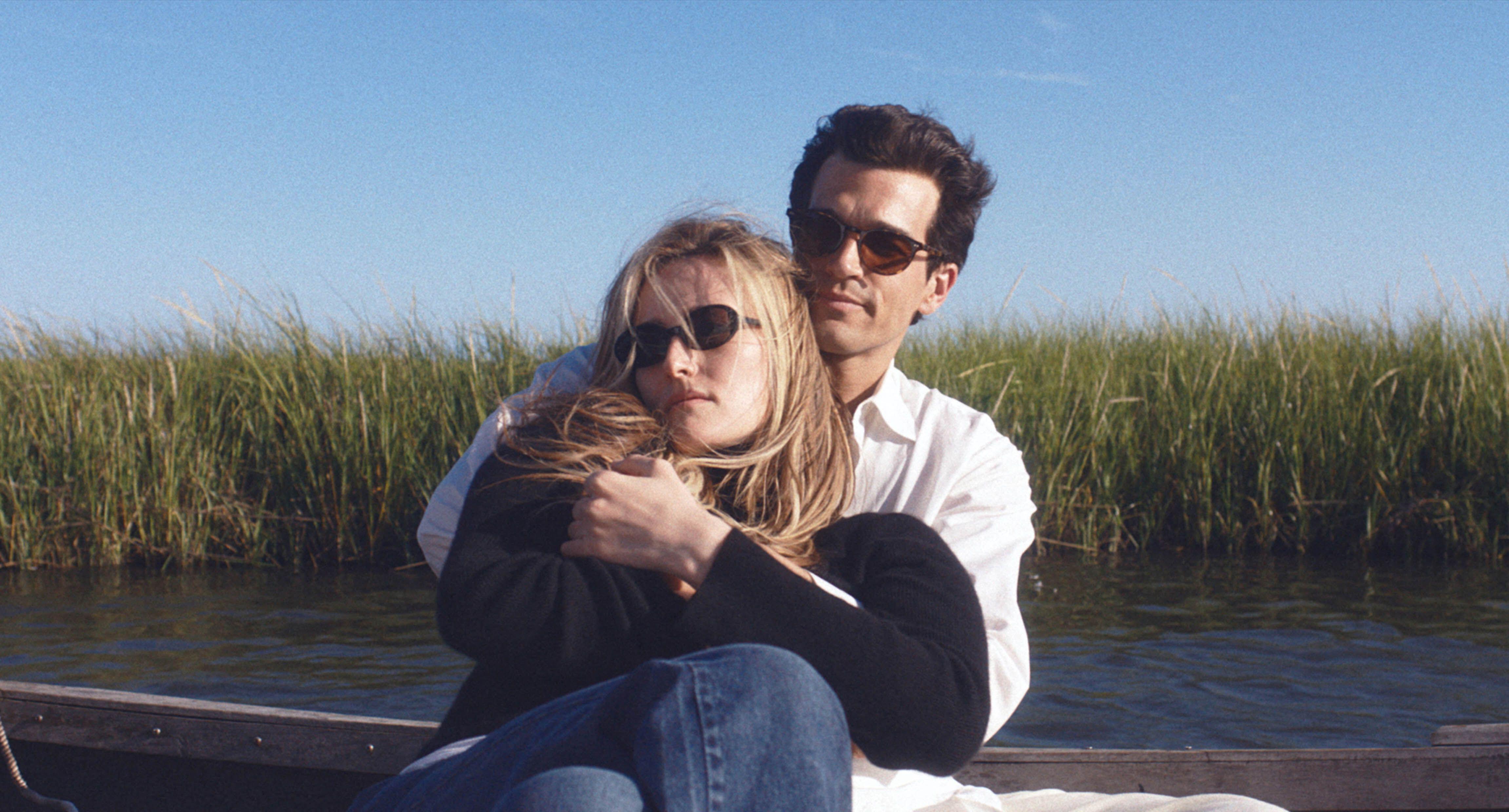 Sarah Pigeon and Paul Anthony Kelly as Carolyn Bessette and JFK Jr 