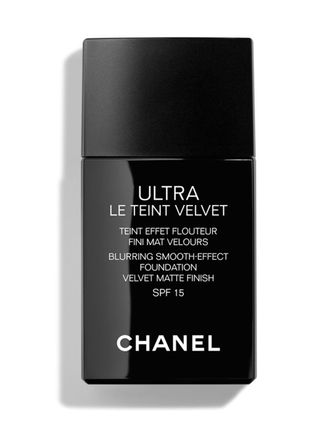 Ultra Le Teint Velvet ~ Ultra-Light and Longwearing Formula Blurring Matte Finish Perfect Natural Complexion