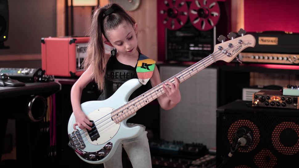 Geddy Lee Guitar World