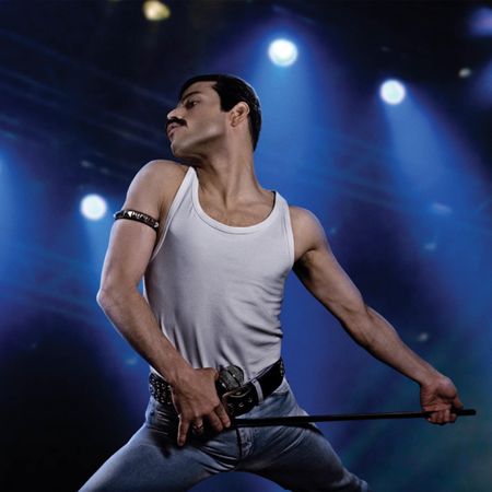 one of the best movies on hulu: BOHEMIAN RHAPSODY (2018) RAMI MALEK BRYAN SINGER (DIR) 20TH CENTURY FOX/MOVIESTORE COLLECTION LTD