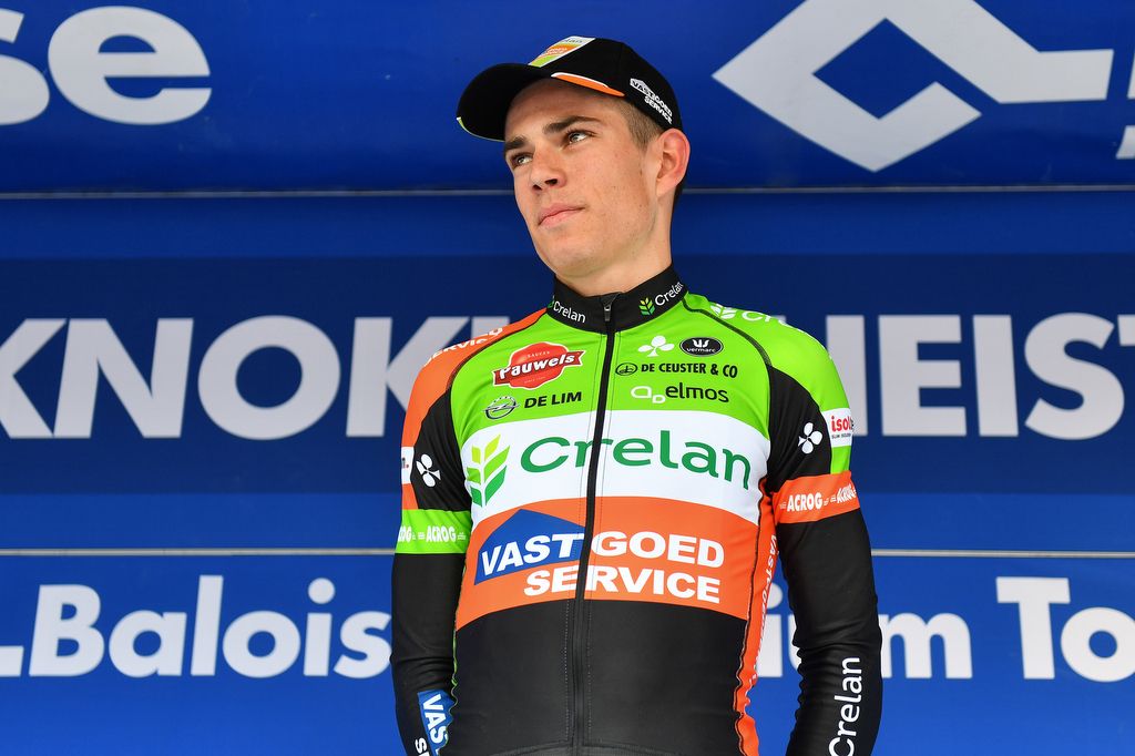 Wout Van Aert (Crelan-Vastgoedservice) on the podium awaiting his jersey