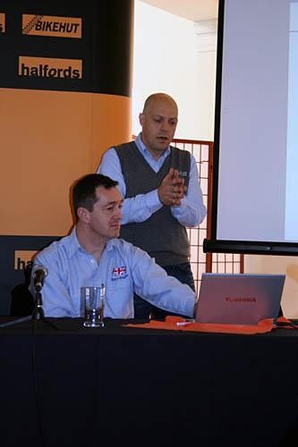 Brailsford and Chris Boardman take the media through some technical principles.