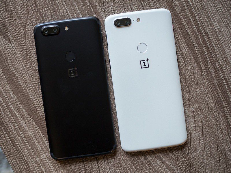 OnePlus 5T in Sandstone White