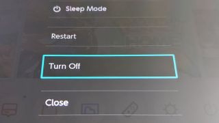 Nintendo Switch menu Turn Off selected.