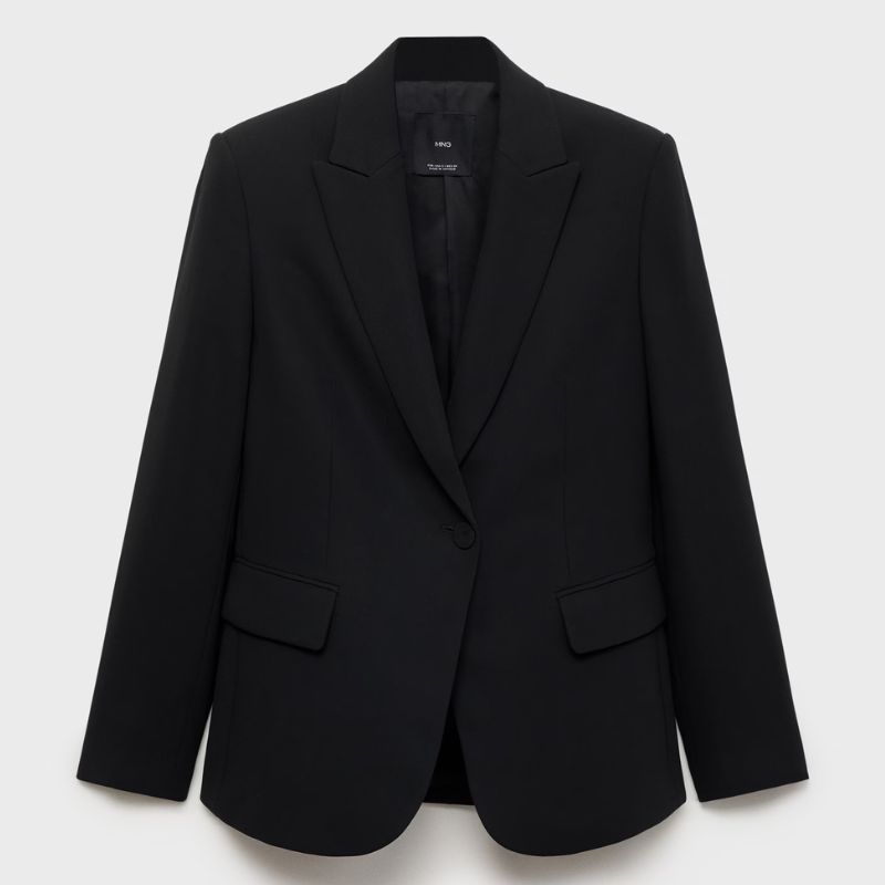 black single breasted blazer