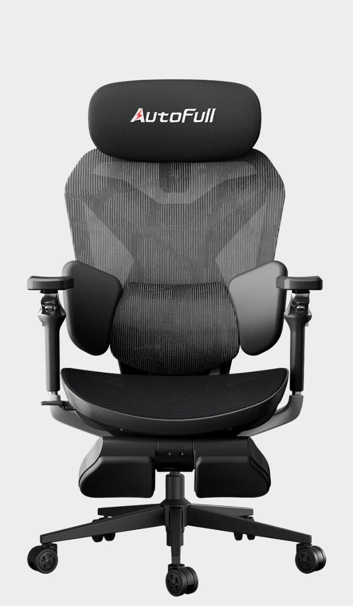 The black AutoFull G7 gaming chair on a plain background