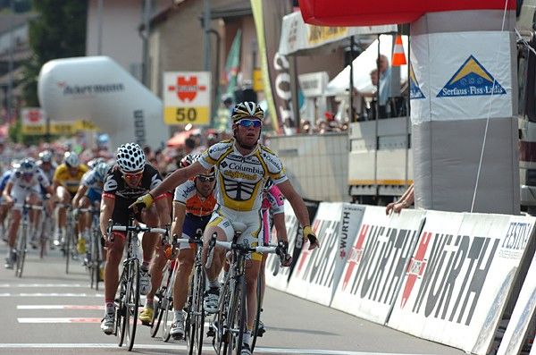 The sprint wasn't even close behind Cavendish