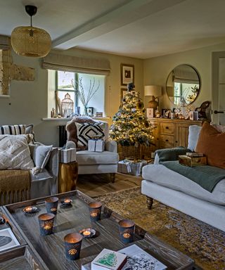 Cotswold Christmas living room