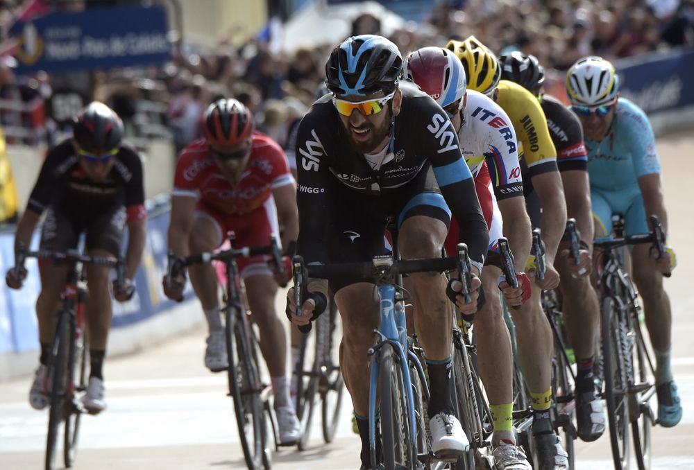 Bradley Wiggins leads his rivals onto the velodrome in Roubaix