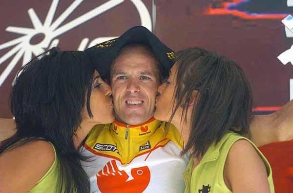 To the victor, the kisses... Zaballa gets a brace of kisses for his efforts