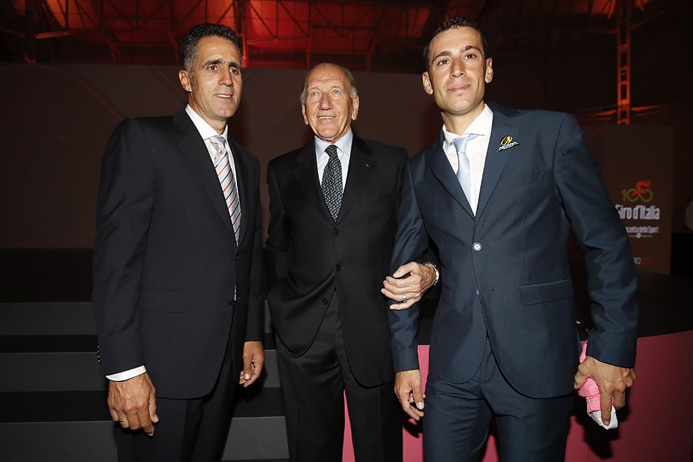 2017 Giro d'Italia presentation - Miguel Indurain, Vittorio Adorni and Vincenzo Nibali