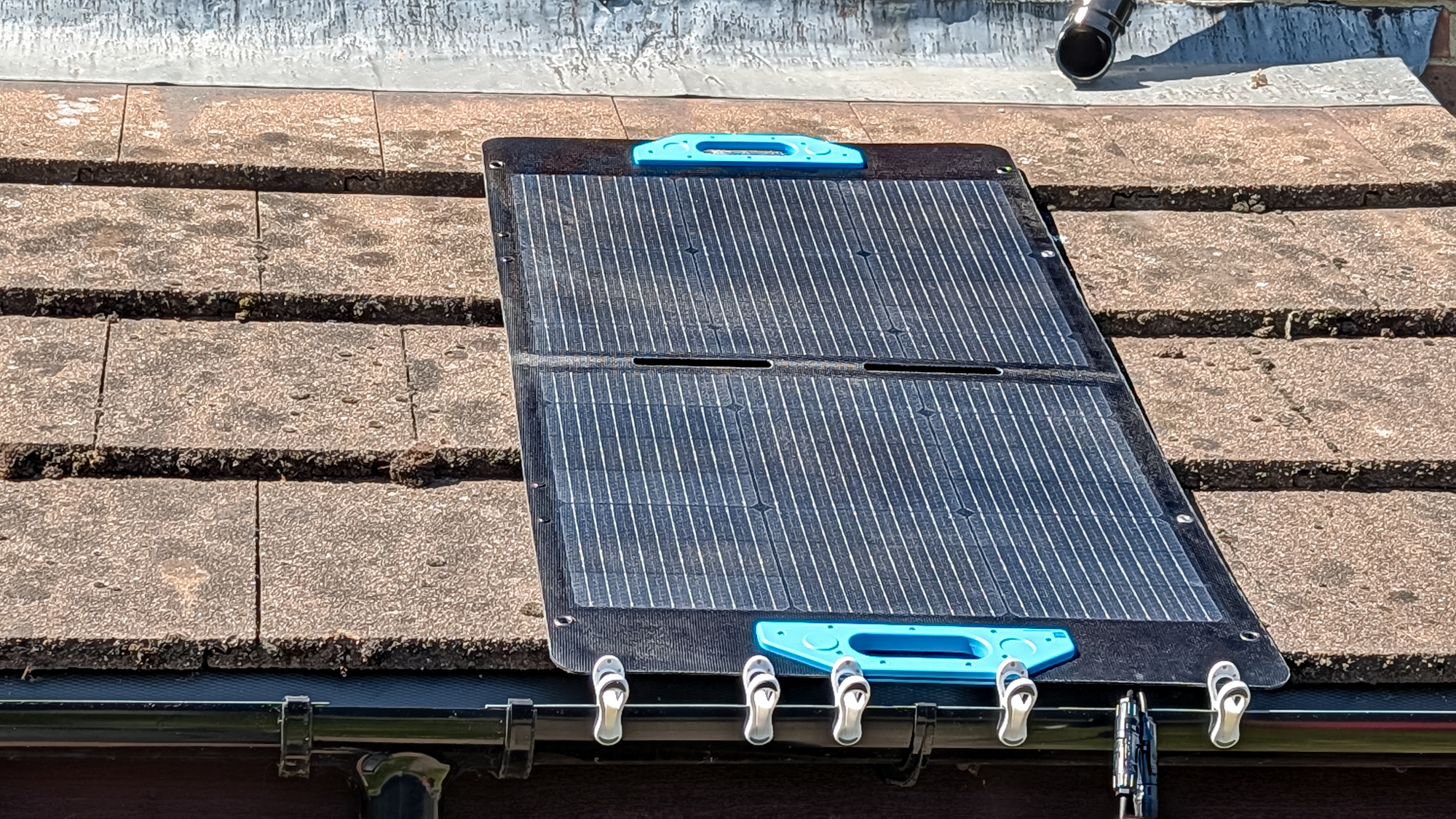 anker solix c300 solar generator images