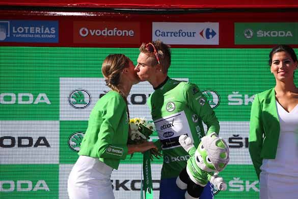 Gianni Meersman (Etixx-QuickStep) in the green points jersey.