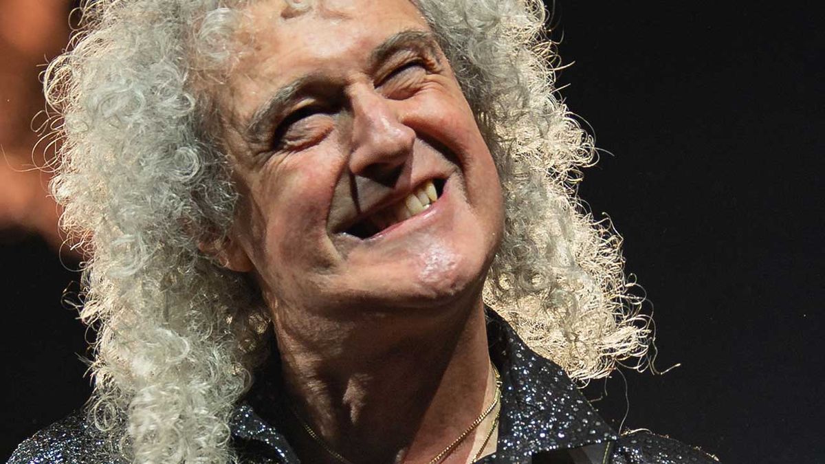 Brian May onstage