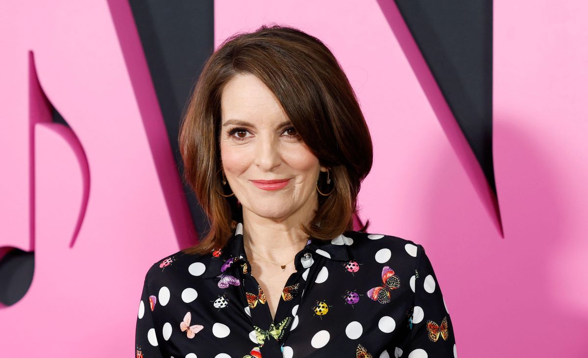 The Four Seasons remake on Netflix will star Tina Fey.