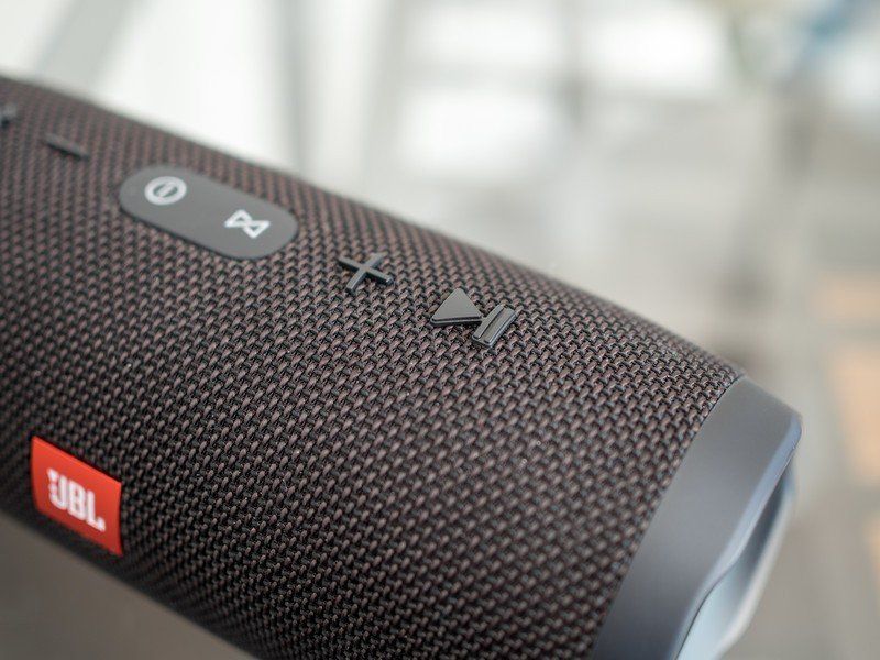JBL Charge 3 Blueooth speaker