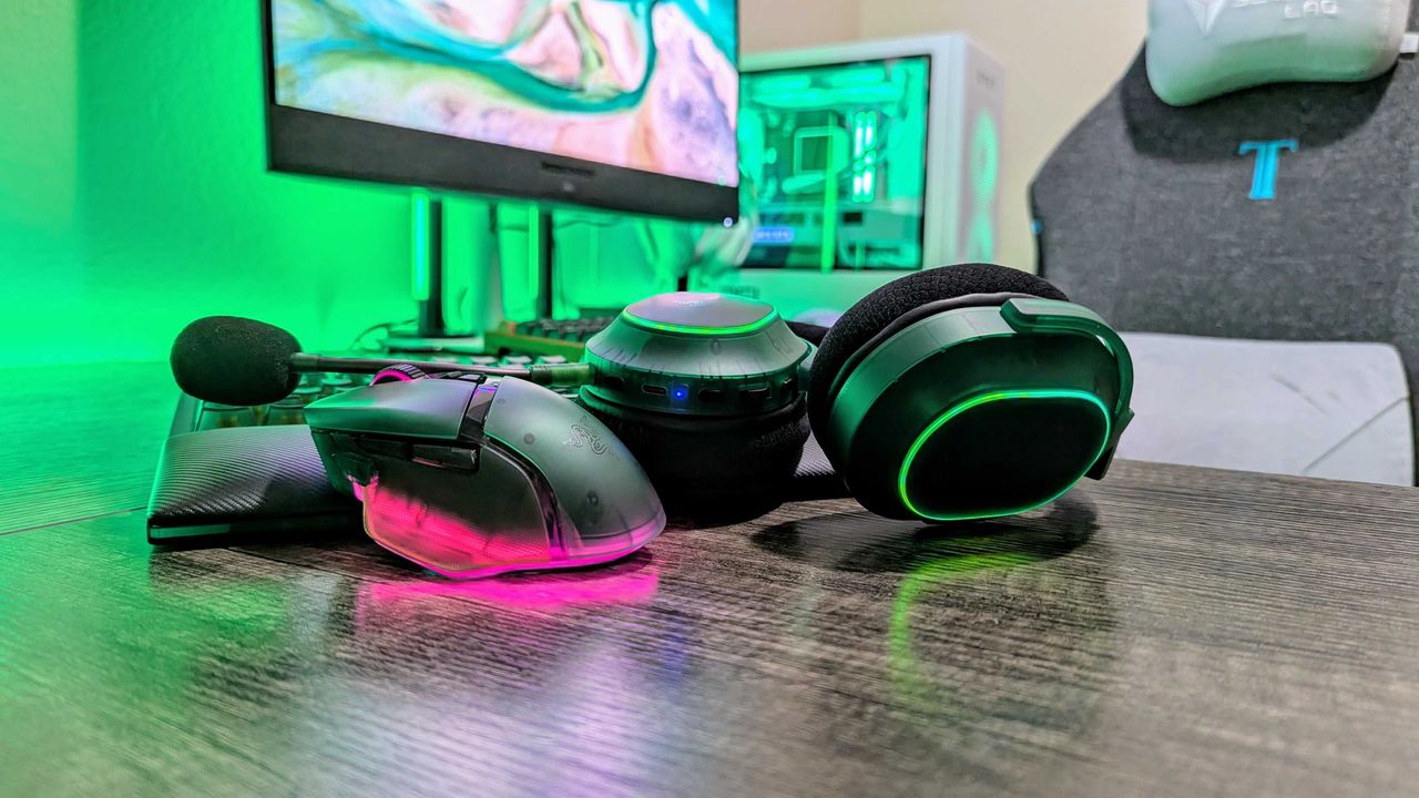 Image of the Razer Phantom Green Collection.