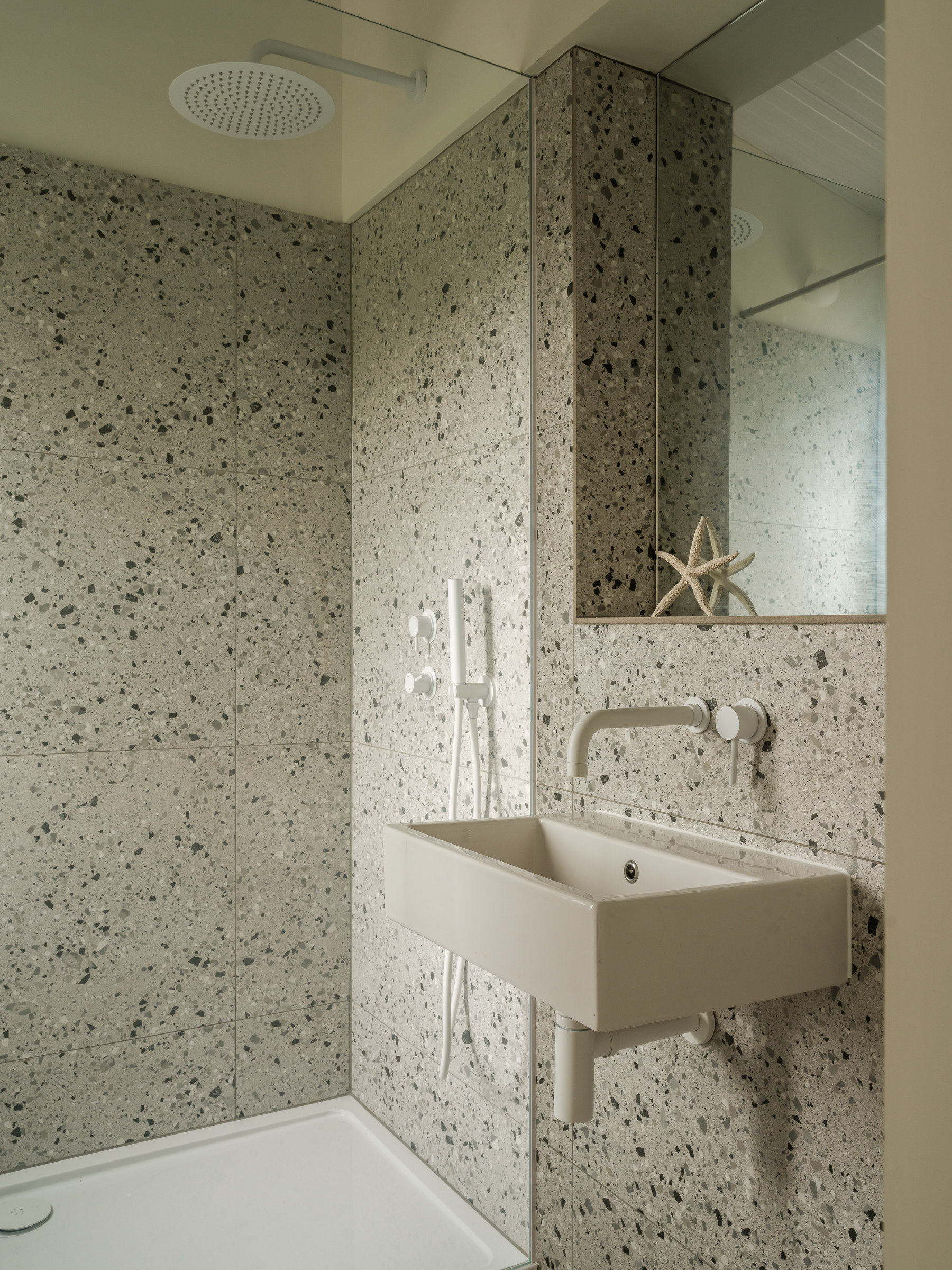 A bathroom in the Tractor Shed