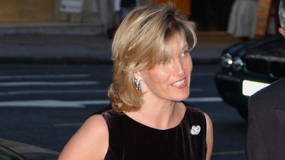 Duchess Sophie, wearing a velvet dress, opens the Plaza Apollo Cinema in 2004