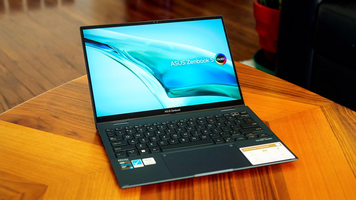 Lenovo Yoga 7 i5-13/8/512 14 bärbar dator (blå)