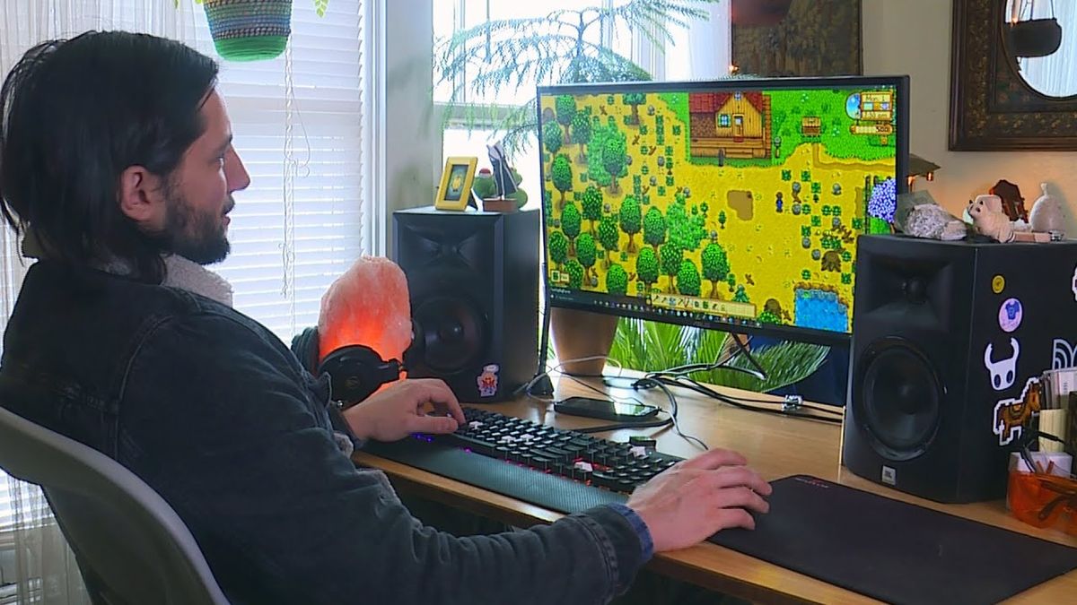 Stardew Valley creator Eric Barone is a pretty big deal around these parts....