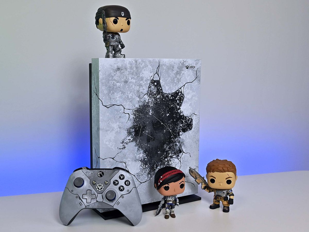 Hands-on with the Xbox One X Gears 5 Limited Edition Bundle | Windows ...