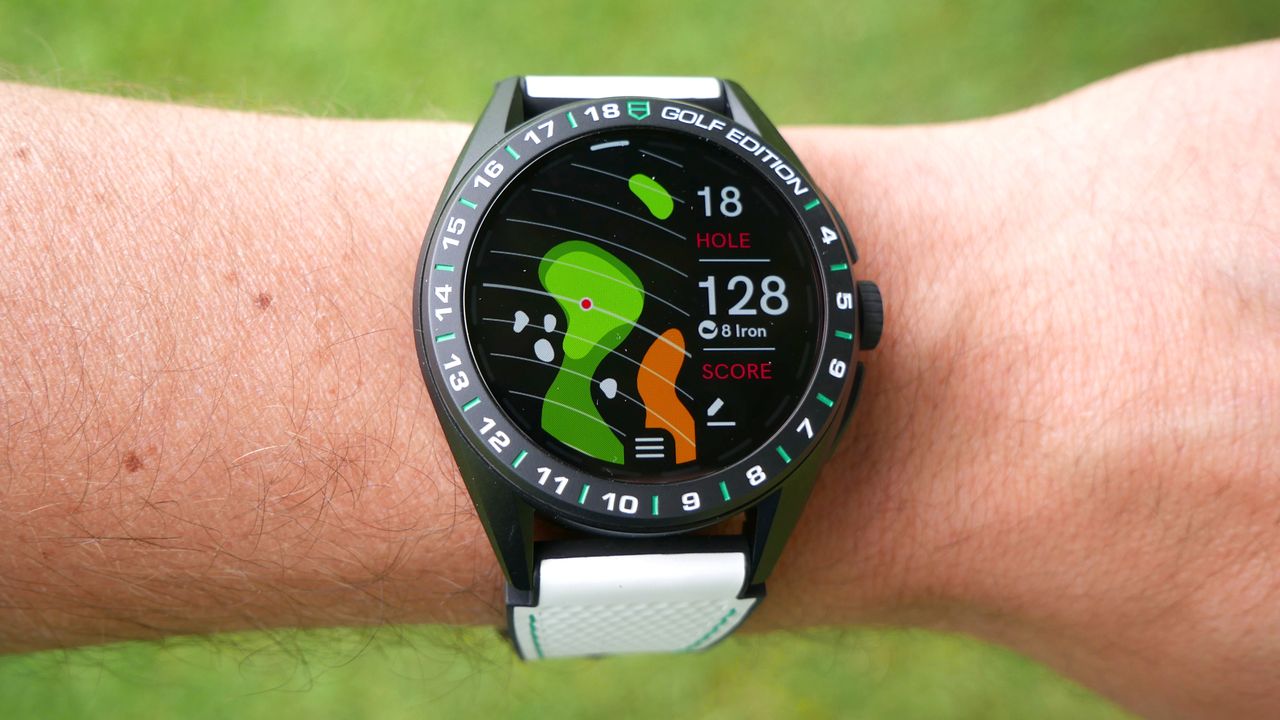 TAG Heuer Connected Calibre E4 Golf Edition Watch Review