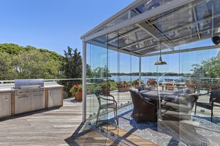 outdoor kitchen at Long Island home