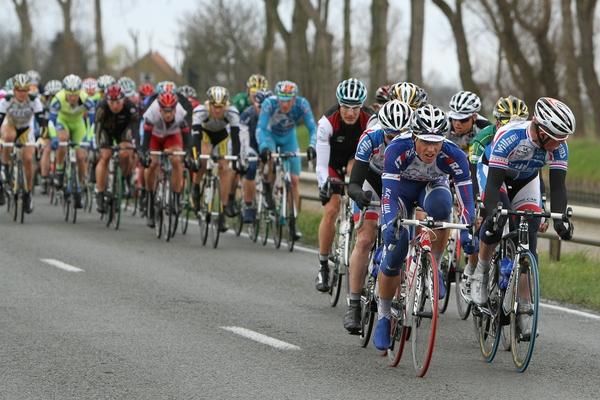 The winds made it impossible to chase down the lead groups.