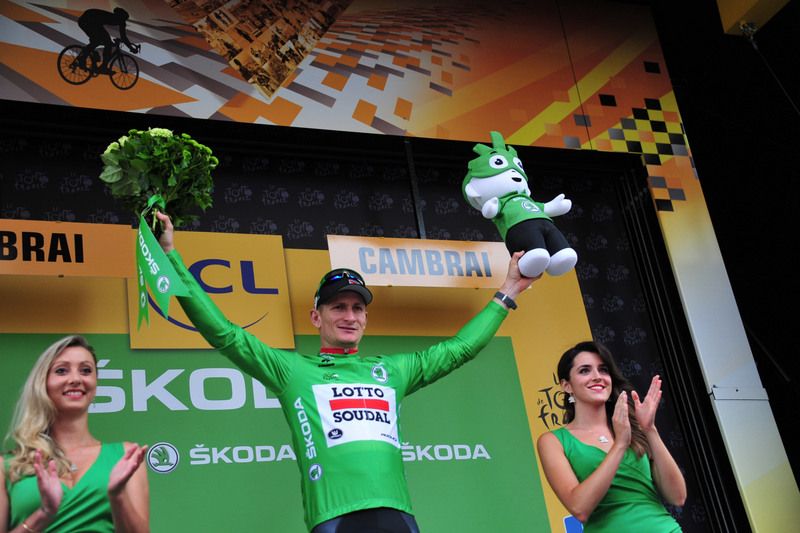 Andr&eacute; Greipel (Lotto Soudal) keeps the green jersey