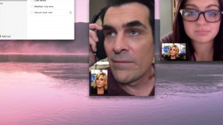 Julie Bowen Ty Burrell and Ariel Winter having a conversation on Facetime in Modern Family.