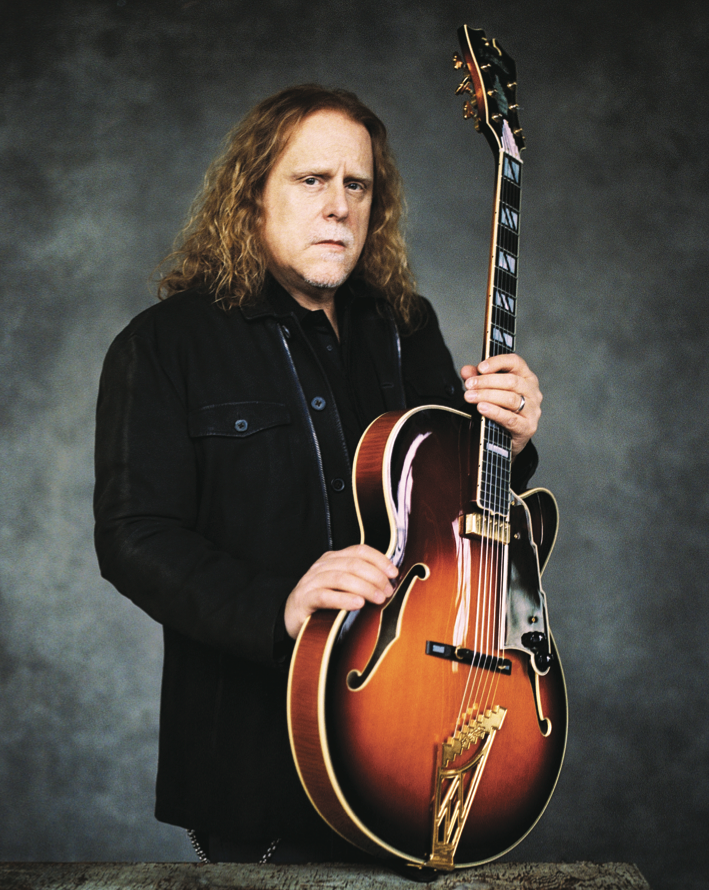 warren-haynes-discusses-his-new-acoustic-folk-album-ashes-dust