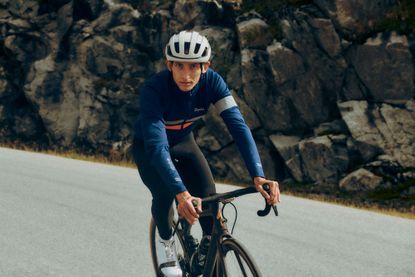 Rapha's new collection includes a long sleeve insulated Brevet jersey with Gore-Tex technology