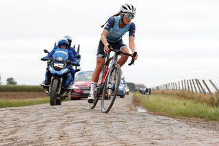 ROUBAIX FRANCE OCTOBER 02 Elisabeth DeignanArmitstead of United Kingdom and Team Trek Segafredo competes through cobblestones sector during the 1st ParisRoubaix 2021 Womens Elite a 1164km race from Denain to Roubaix ParisRoubaixFemmes ParisRoubaix on October 02 2021 in Roubaix France Photo by Bas CzerwinskiGetty Images