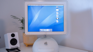iMac G4 on desk