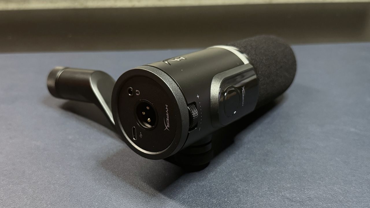 HyperX FlipCast