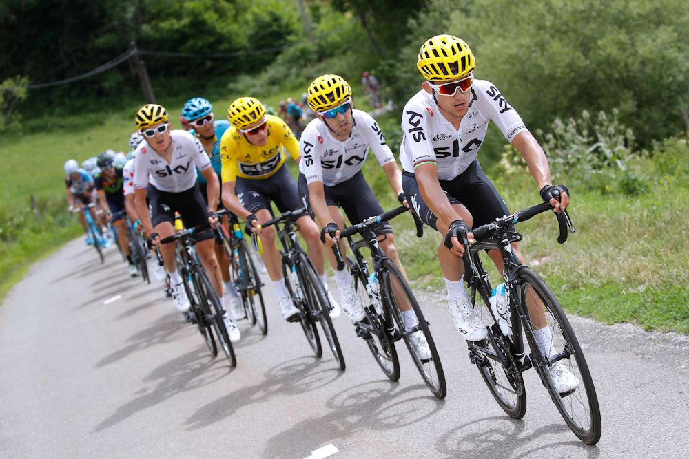Michal Kwiatkowski leads the Team Sky train