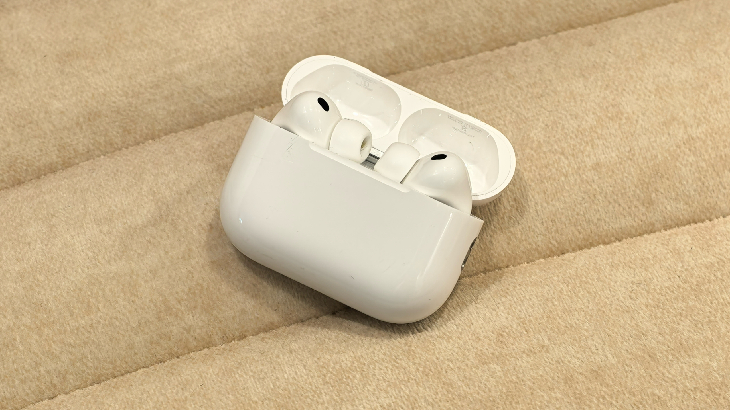 AirPods Pro 3 hands-on