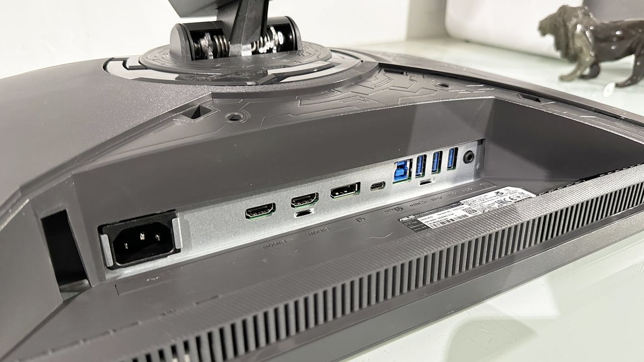 Asus ROG Strix XG27JCG