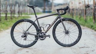 Sram Red AXS Review: Excellent braking and improved shifting in a lighter overall package 